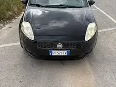 Usata Fiat Grande Punto Sport 90 CV (66 kW) 2008 Nero Utilitaria