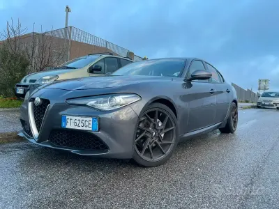 Usata Alfa Romeo Giulia 160 CV (117 kW) 2018 Berlina