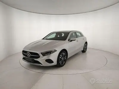 Usata Mercedes A250 Advanced 218 CV (160 kW) 2025 Grigio Berlina