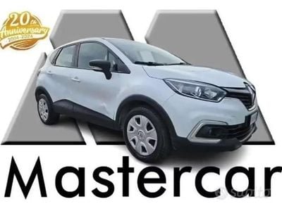 Usata Renault Captur Life 90 CV (66 kW) 2018 Bianco SUV