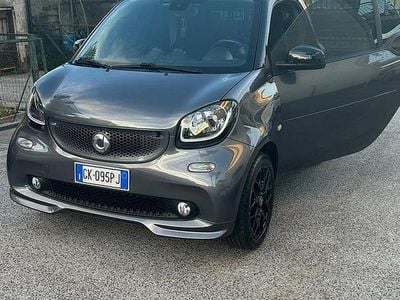 Usata 2016 Smart ForTwo Coupé Utilitaria | 13.500 € (Buon prezzo)