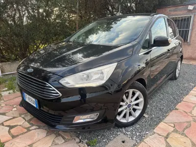Begagnad Ford C-MAX Titanium 120 HK (88 kW) 2016 Svart Minibuss
