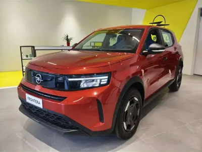 Nuova Opel Frontera Edition 101 CV (74 kW) 2026 Canyon orange SUV