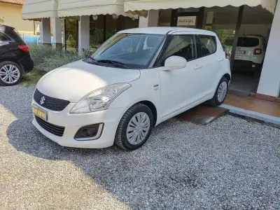 Usata Suzuki Swift 75 CV (55 kW) 2015 Bianco Utilitaria