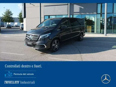 Käytetty Mercedes V300 Premium 239 HP (175 kW) 2019 Musta Tila-auto