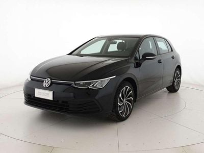 Gebraucht VW Golf VIII Life 110 PS (80 kW) 2022 Schwarz Limousine