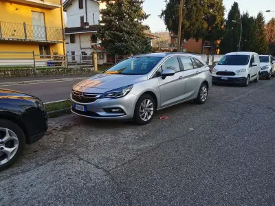 Usata Opel Astra Business 136 CV (100 kW) 2019 Station wagon