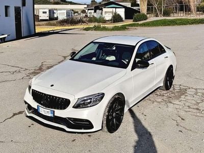 Usata Mercedes C220 AMG line 194 CV (142 kW) 2019 Bianco Berlina