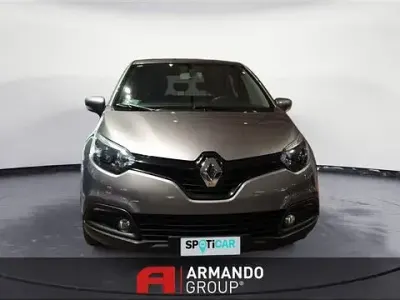 Usado Renault Captur 90 CV (66 kW) 2014 Gris SUV