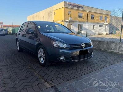 Usata VW Golf VI Highline 122 CV (89 kW) 2010 Blu Utilitaria