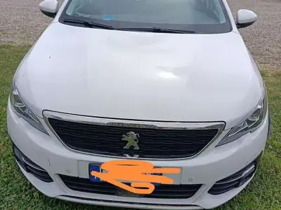 Usata Peugeot 308 SW Business-Line 102 CV (75 kW) 2019 Bianco Station wagon