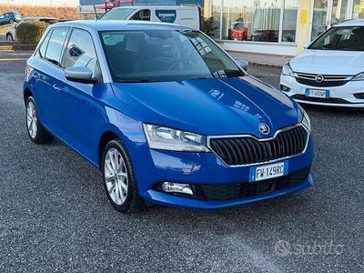 Blu Usata 2019 Skoda 110 R Berlina | 11.200 € (Buon prezzo)