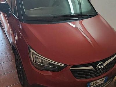 Usata Opel Crossland 110 CV (80 kW) 2020 Rosso SUV