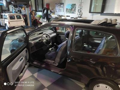 Usata Renault Twingo 54 CV (39 kW) 1995 Nero Utilitaria