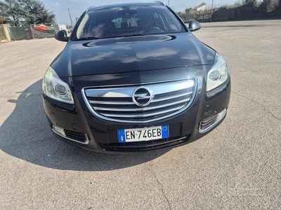 Usata Opel Insignia 160 CV (117 kW) 2012 Nero Station wagon