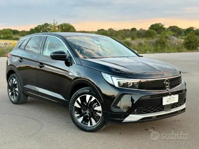 Usata Opel Grandland X Ultimate 131 CV (96 kW) 2022 Nero SUV