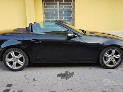 Usata Mercedes SLK350 272 CV (200 kW) 2004 Nero Cabrio