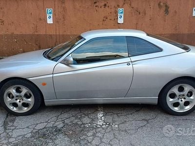 Begagnad Alfa Romeo GTV 130 HK (95 kW) 1999 Grå Sportkupé