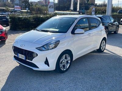 Usata Hyundai i10 67 CV (49 kW) 2022 Bianco Utilitaria