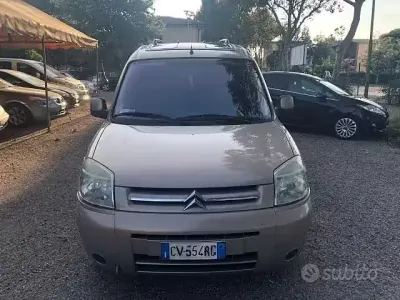 Usata Citroën e-Berlingo 90 CV (66 kW) 2005 Marrone Station wagon