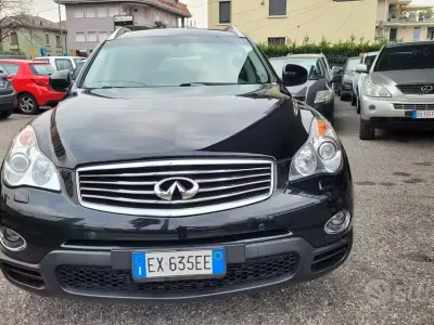 Usata Infiniti QX50 Premium 238 CV (175 kW) 2014 Nero SUV