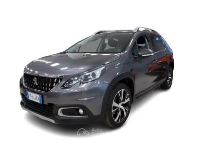 Usata Peugeot 2008 Allure 102 CV (75 kW) 2018 Grigio SUV