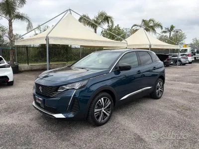 Usata Peugeot 3008 Allure 131 CV (96 kW) 2023 Blu SUV