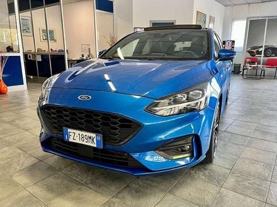 Usata Ford Focus ST-Line 125 CV (91 kW) 2020 Blu/azzurro Berlina