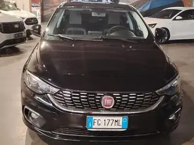 Usata Fiat Tipo 120 CV (88 kW) 2016 Nero Berlina
