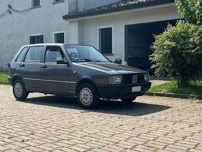 Käytetty Fiat Uno 58 HP (42 kW) 1989 Harmaa Viistoperä