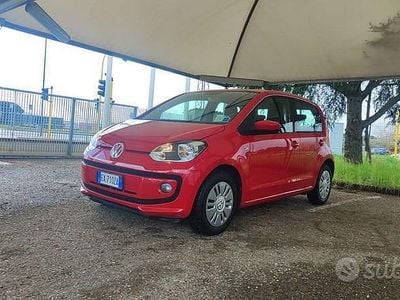 Usata VW up! move up! 60 CV (44 kW) 2014 Rosso Utilitaria