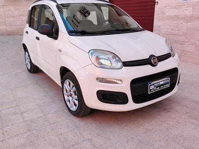 Usata Fiat Panda Lounge 80 CV (58 kW) 2013 Bianco Utilitaria