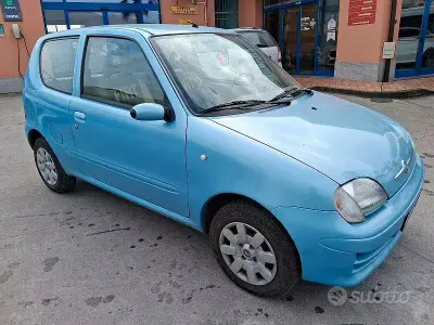 Usata Fiat 600 Anniversary 54 CV (39 kW) 2006 Blu/azzurro Utilitaria
