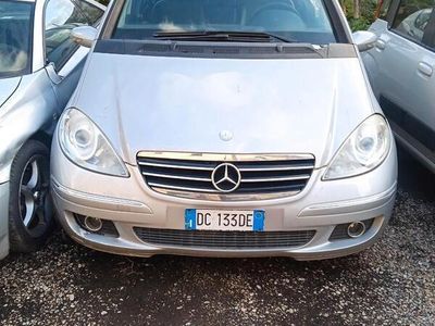 Mercedes A200