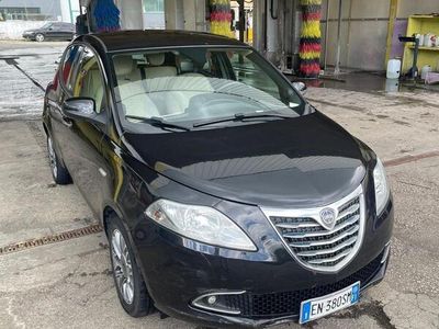 usata Lancia Ypsilon 1.2 69 CV 5 porte GPL Ecochic Elefantino