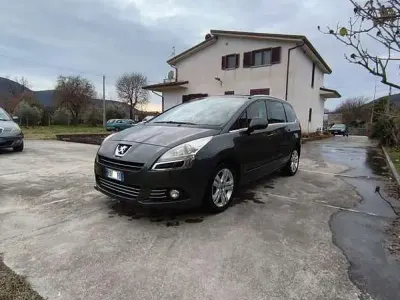 Usata Peugeot 5008