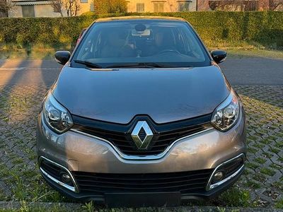 Usata Renault Captur Intens 120 CV (88 kW) 2016 Grigio SUV
