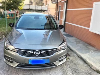 usata Opel Astra sport tourer 1.2 130 CV benzina S&S