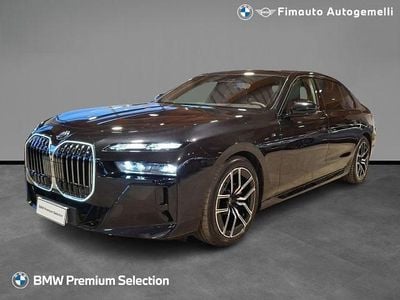 Nero / metallizzato Usata 2025 BMW 740 M Sport Berlina | 99.900 € (Buon prezzo)