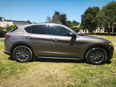 Usata Alfa Romeo Stelvio 179 CV (131 kW) 2018 Marrone SUV