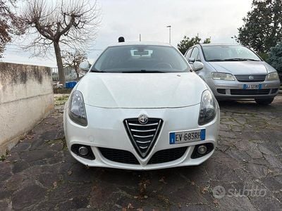 Usata Alfa Romeo Giulietta 2014 Bianco Utilitaria