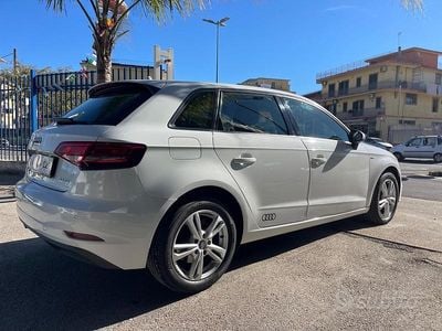 Usata Audi A3 Business 116 CV (85 kW) 2017 Bianco Berlina