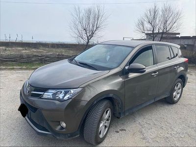 Usata Toyota RAV4 128 CV (94 kW) 2013 SUV