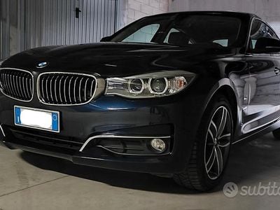 Usata BMW 320 Gran Turismo Luxury Line 190 CV (139 kW) 2016 Blu Berlina