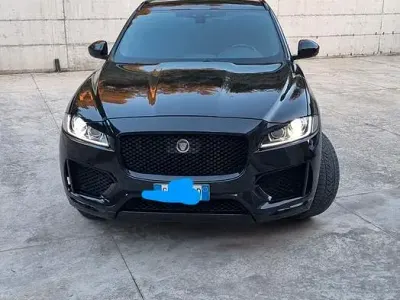 Usata Jaguar F-Pace R 241 CV (177 kW) 2020 Nero SUV