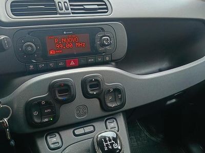 Usata Fiat Panda 69 CV (50 kW) 2019 Grigio Berlina