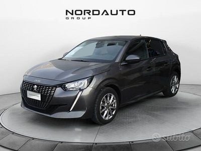 Usata Peugeot 208 Allure 101 CV (74 kW) 2021 Grigio Utilitaria