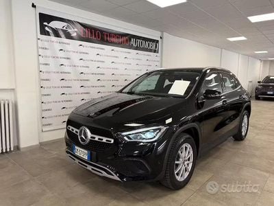 Usata Mercedes GLA200 Executive 150 CV (110 kW) 2023 Nero SUV