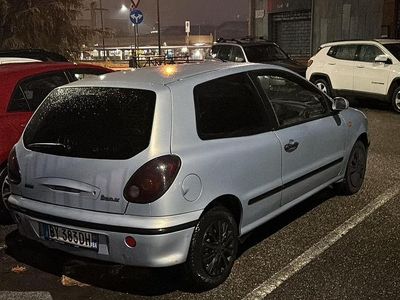 Usata Fiat Bravo 80 CV (58 kW) 2001 Utilitaria