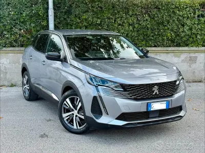 Usata Peugeot 3008 Allure 131 CV (96 kW) 2022 Bluazzurro SUV